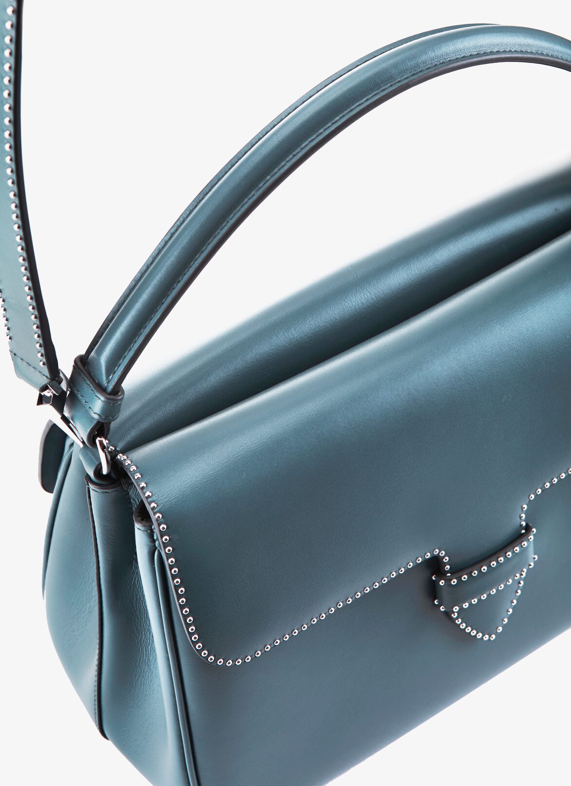 CLOSED BAG IM CUIR LUX BANDE CLOU BLUE RUSSIAN ALAÏA RUSSIAN BLUE  CLOSED BAG IM CUIR LUX BANDE CLOU BLUE RUSSIAN